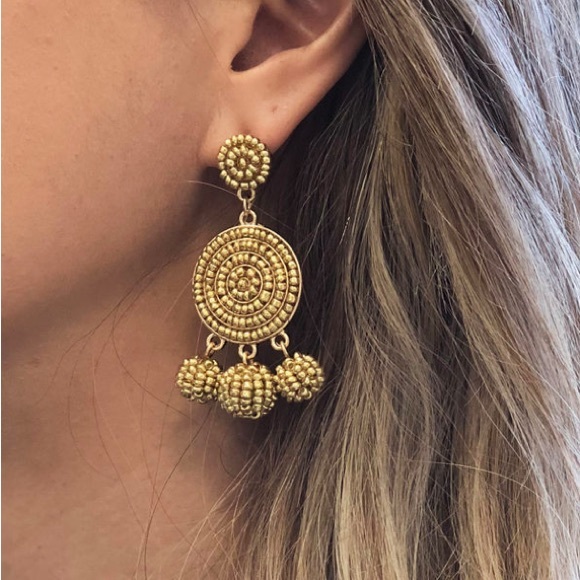 🟢2/$15 Wilde Capri Drops gold beaded Earrings - Picture 1 of 3